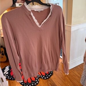 Sioni Mauve V-Neck Sweater with Lace Trim